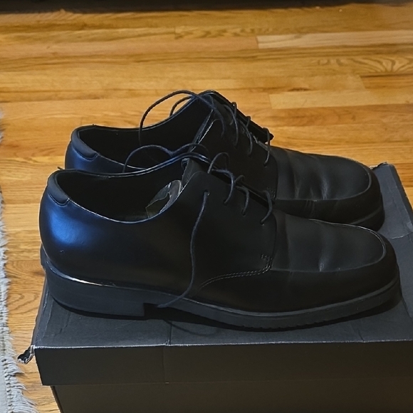 Rockport Black Leather Oxford Shoes - Picture 3 of 5